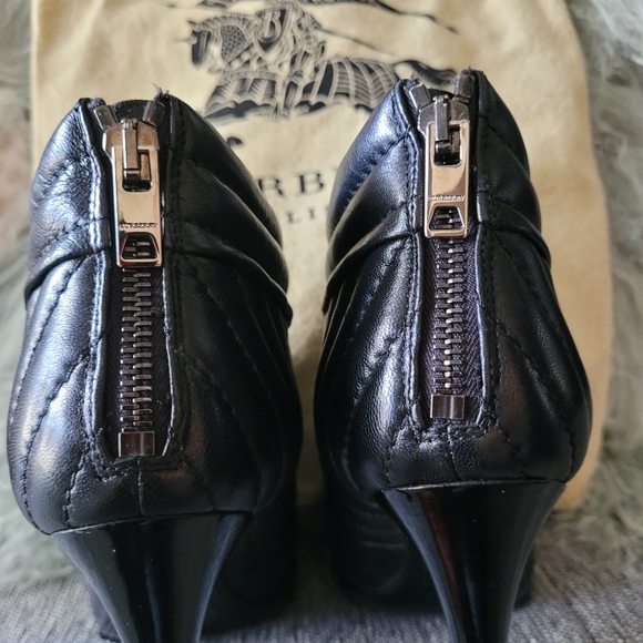 Burberry Quilted Booties - Picture 3 of 6